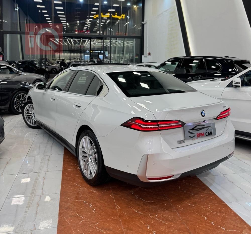 بي ام دبليو الفئة 5